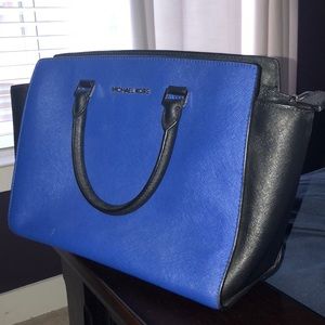 Michael Kors purse